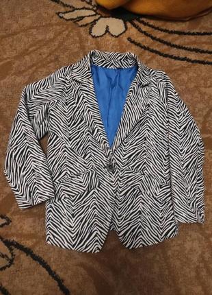 Шикарный трендовый пиджак на девушку принт зебра