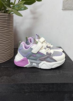 Кросівки для дівчаток