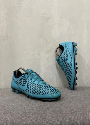 like a leather version of the stmt nike SB Zoom Stefan Janoski 150133873 stmt nike magista 800
