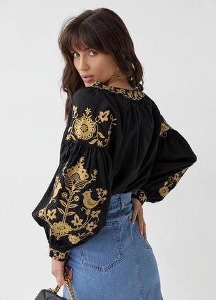 Жіноча якісна чорна українська вишиванка, вишита сорочка блуза в квіти4 фото