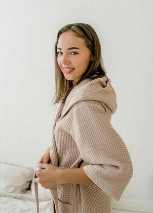 Жіночий вафельний халат з капюшоном, беж3 фото