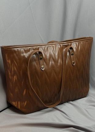 Классическая женская сумка из экокожи4 фото