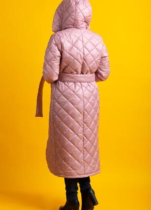 Женское изящное стеганое пальто зимнее розовая камея zeta-m плащевка | качество люкс4 фото