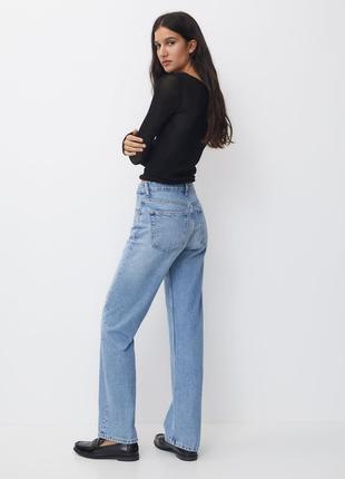 Модные джинсы на средней посадке pull &amp; bear2 фото