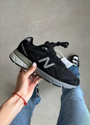 Круті жіночі та чоловічі кросівки new balance 990 v4 black чорні