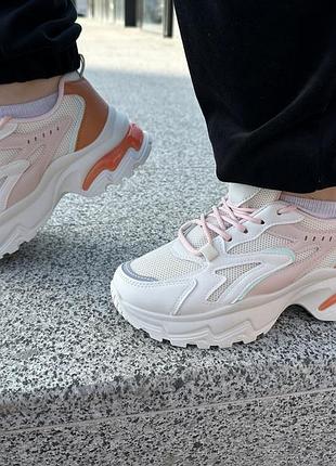 Стильные женские кроссовки 🔝