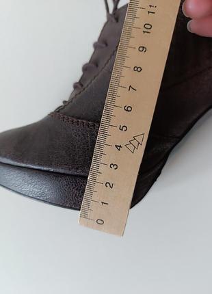 Р 5 / 36-37 24,5 см коричневые кожаные ботильоны туфли на высоком каблуке и платформе zara7 фото