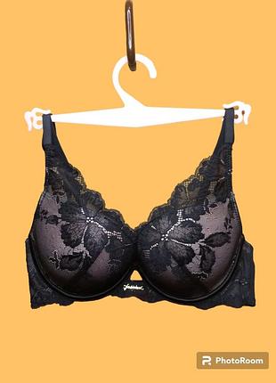 Мереживний бюст