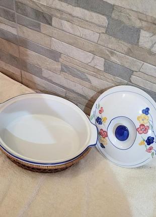 Керамическая кастрюля