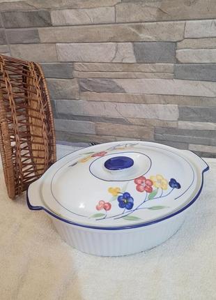 Керамическая кастрюля