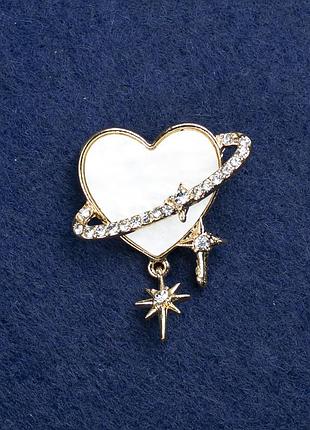Брошка сердце перламутр +  стразы