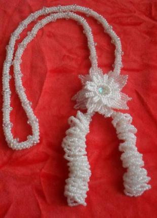 Ожерелье "нежность" из бисера.