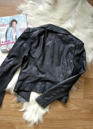 Курточка брендовая oasis черная кожаная,м2 фото
