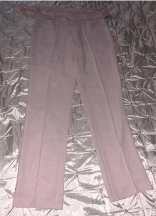 Розовые пудровые брюки