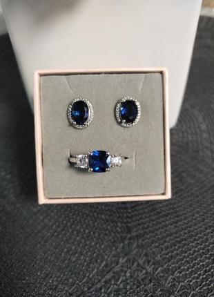 Серебряный гарнитур с сапфирами
