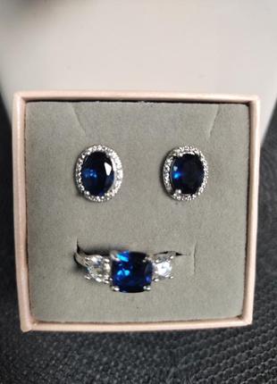 Серебряный гарнитур с сапфирами