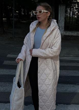 Женское стеганое пальто.4 фото