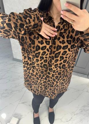 Леопардовая женская рубашка 100% вискоза, рубашка с леопардовым принтом, рубашка с анималистическим принтом4 фото