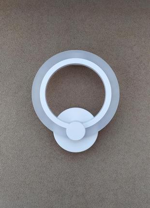 Світлодіодний світильник бра з регулюванням колірної температури