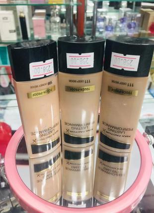 Тональна основа max factor lasting performance 35 мл