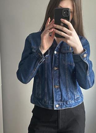 Джинсовая куртка джинсовка синяя весенняя2 фото