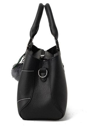 Модная женская сумка с брелком шариком, женская сумочка на плечо с меховой подвеской5 фото