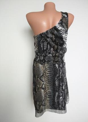 Платье на одно плечо,верх с драпировкой в змеиный принт topshop 10(38)5 фото