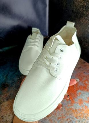 Жіночі кросівки кеди мокасини сліпони демісезон білі