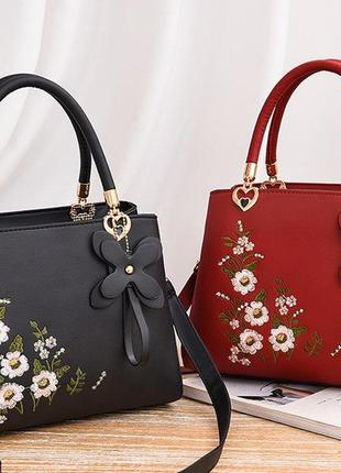 Модна жіноча сумка з вишивкою квітами, сумочка на плече вишивка квіточки1 фото