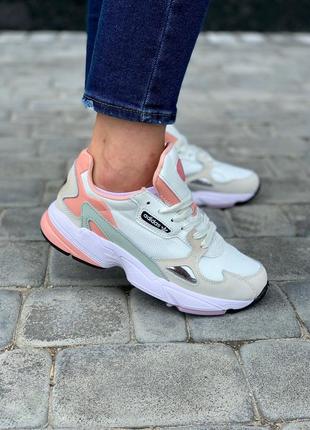 Adidas falcon white tint raw white pink 🆕 женские кроссовки адидас 🆕 бежевый/персиковый5 фото