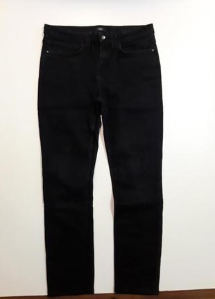 Фирменные джинсы