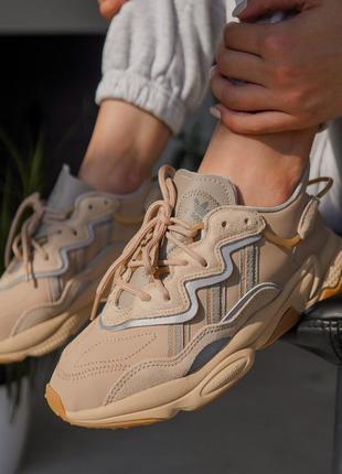 Шикарные кроссовки adidas ozweego nude beige кросівки