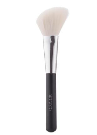 Кисть для румян artdeco blusher brush premium quality 1 шт