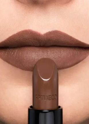 Помада для губ artdeco perfect mat lipstick 215 - woodland brown