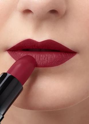 Помада для губ artdeco perfect mat lipstick 127 — hibiscus blossom