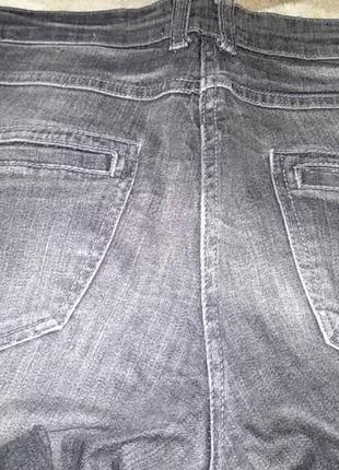 Стильні джинси /звіряйте за вимірами.4 фото