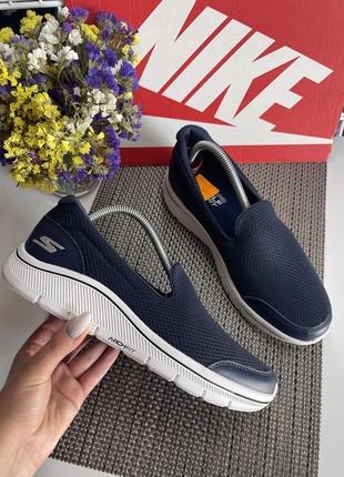 Оригінальні сліпони skechers