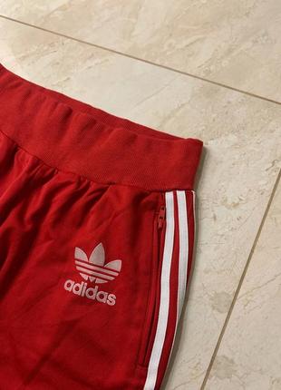 Спортивные штаны adidas мужские унисекс adidas3 фото