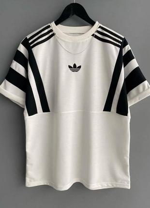 Футболка adidas white/black3 фото