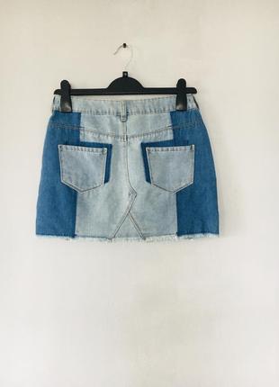 Стильная джинсовая юбка на высокой посадке с необработанным краем2 фото