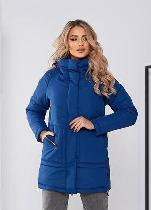44-54р демисезонная женская куртка ниже бедер на молнии с капишоном синий плащевка весна осень1 фото