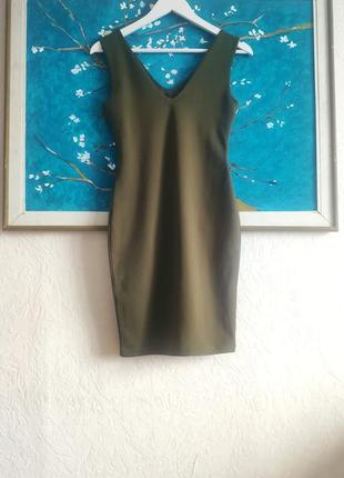 Оливкова сукня
