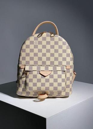 Женский рюкзак в стиле louis vuitton беж молочный светлый средний луи витон палм спрингс1 фото