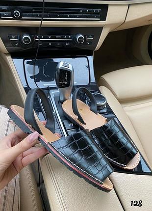 Балетки-еспадрільї