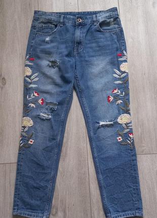 Вау джинсы с вышивкой