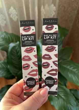 Набір помада та олівець lottie london slay all day lip kit