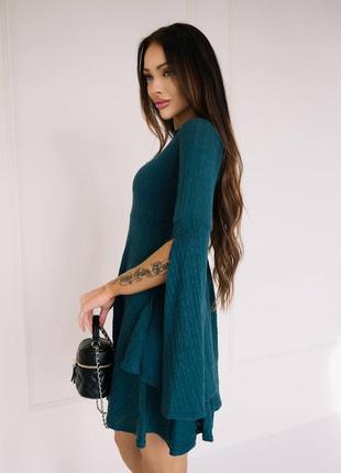 Элегантное трикотажное короткое вязаное мини платье2 фото