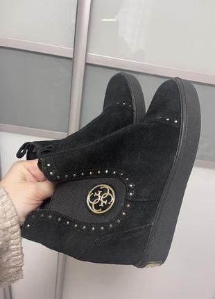 Guess черевики на танкетці