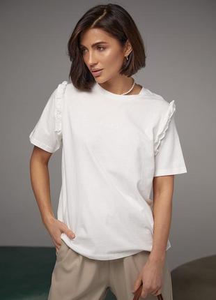 Женская футболка с надписью pure и рюшами.7 фото