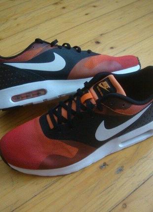 Кросівки nike air tavas оригінал 40 розмір 26 см